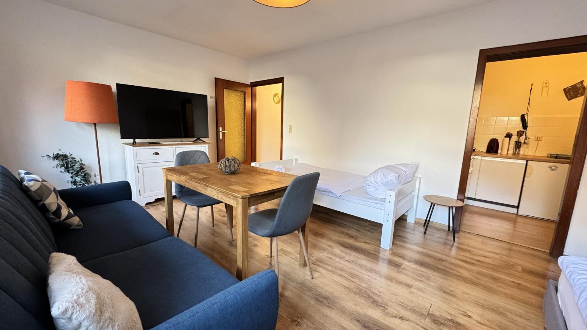 Studio-Apartments Fuer Monteure & Businessgaeste Zentral In نومنستر المظهر الخارجي الصورة