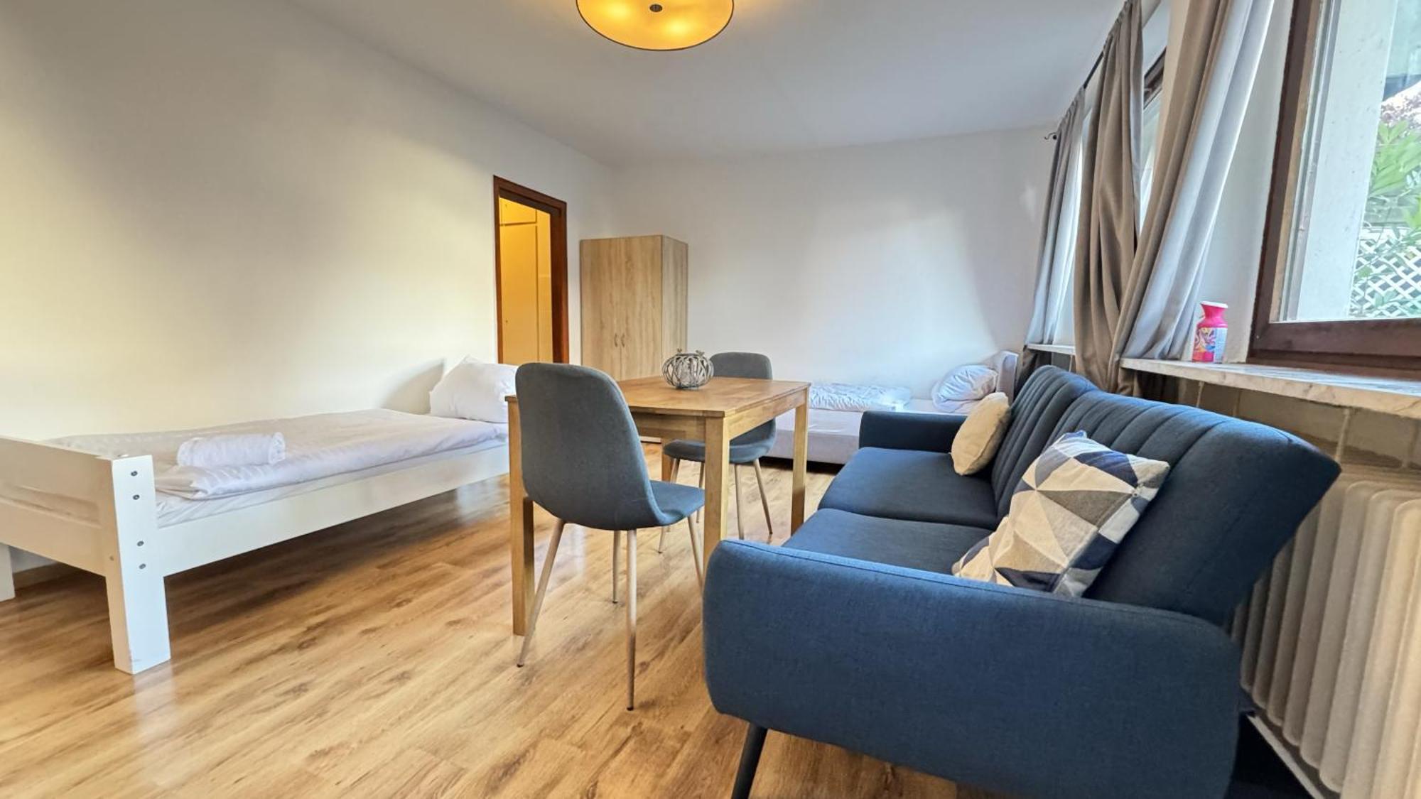 Studio-Apartments Fuer Monteure & Businessgaeste Zentral In نومنستر المظهر الخارجي الصورة
