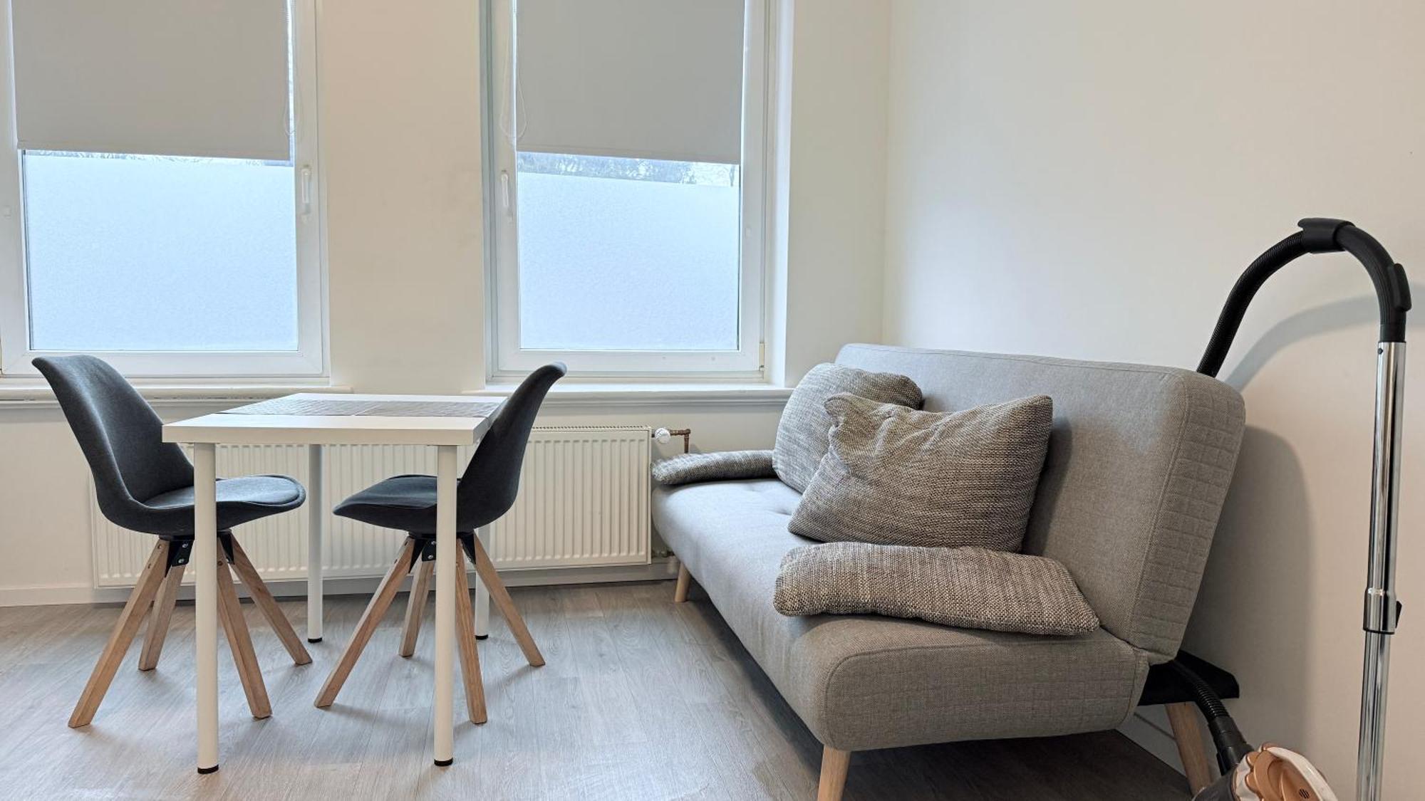 Studio-Apartments Fuer Monteure & Businessgaeste Zentral In نومنستر المظهر الخارجي الصورة